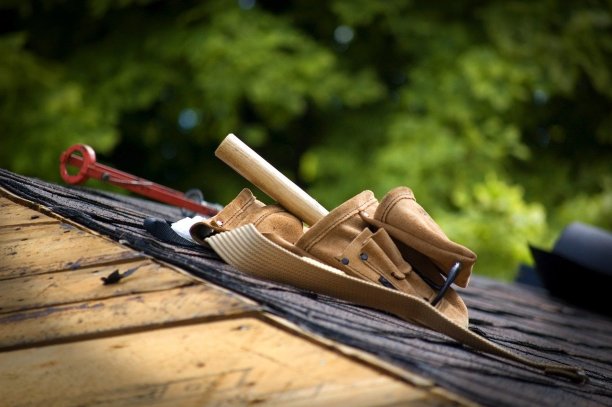 Roofers Near Saxton, PA Available Now